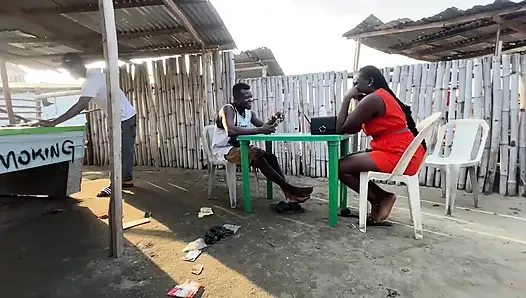 Его подруга ищет другого мужчину, который трахает ее так плохо