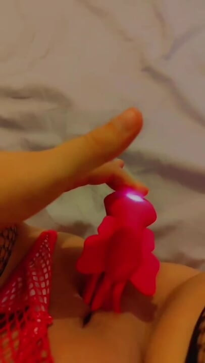 Knuller den saftige fitta mi etter jobb