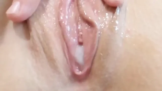 Close-up of a Cowgirl Cumming Inside