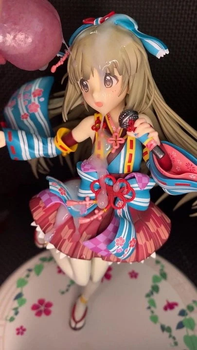 Broccoli Yorita Yoshino figure bukkake