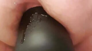 Using the anal 80-93 monster plug (second time),  20210916. serie 001