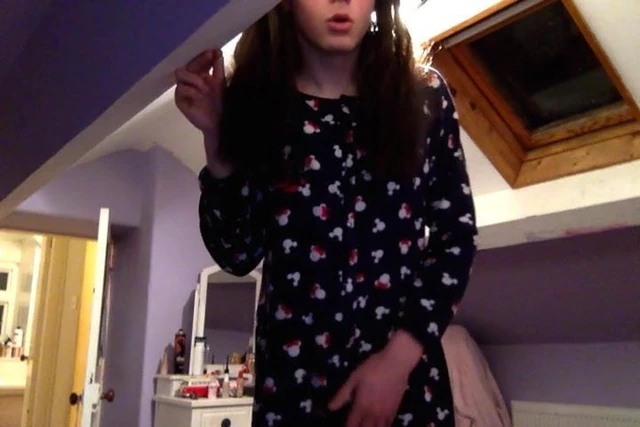 sweet crossdresser kisses