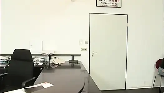 Büro-abenteuer - Mein chef ist ein schwanzlutscher