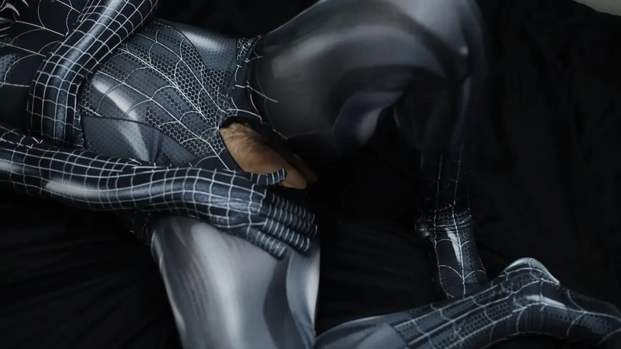 Spider-man's Cosplayer Is Going To Be A Villain, And His Pussy Is Really Wet Bokep Indo Viral