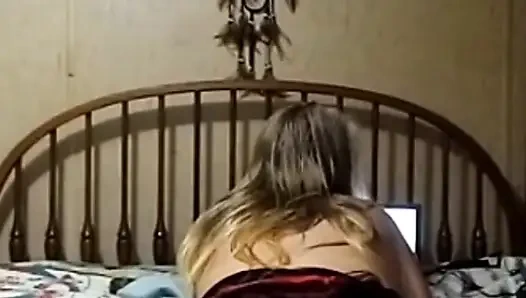 Masturbating for Cash Live