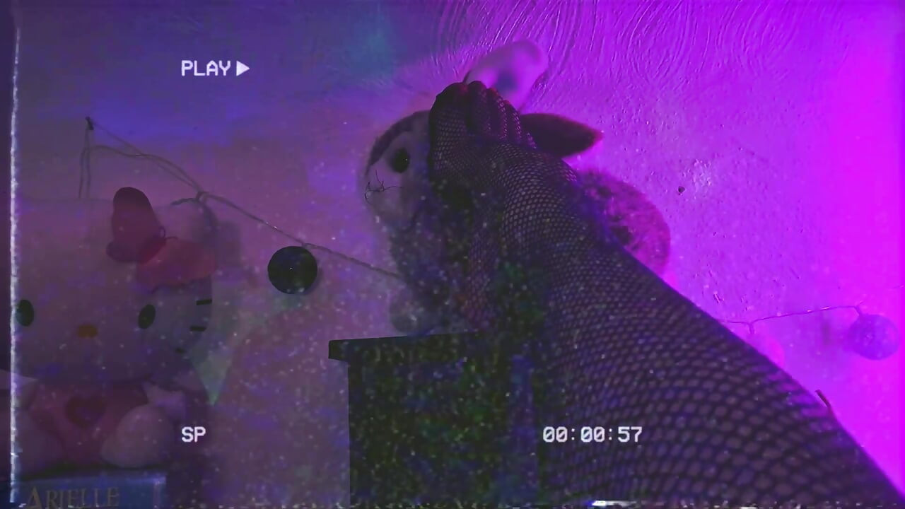 Mask Viola - I need attention - (uncensored Music Video)