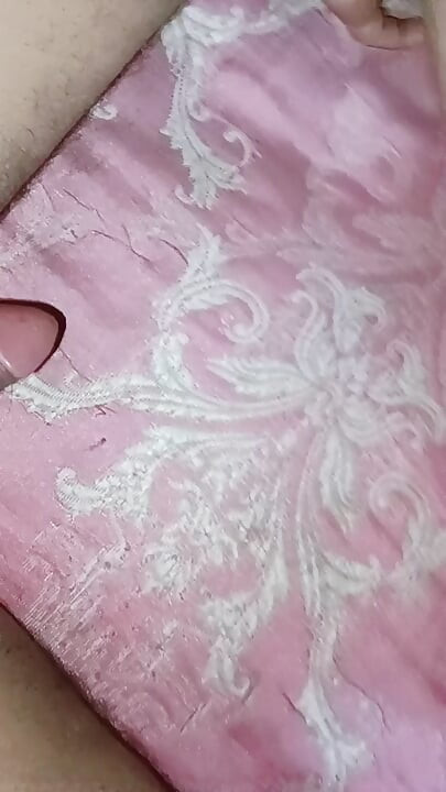 Hot mammi ne mere ghar aakar apni chut kyu chud
