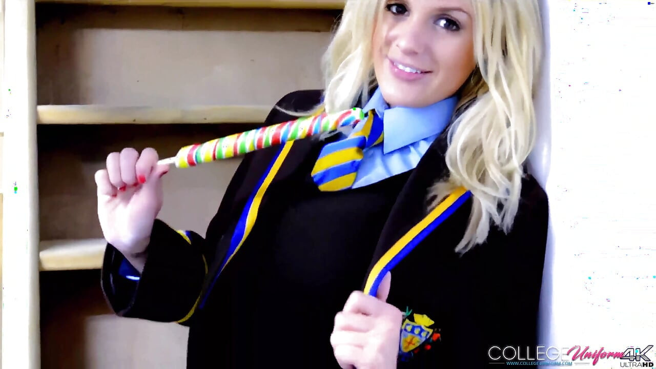 Lollytasic Featuring Amy Green