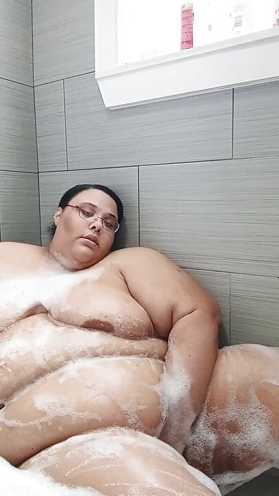 Tomando un agradable y relajante baño de burbuja!