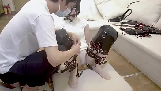 Mz18 - a Puppy Wearing Pajamas, Bound to Extreme Limits