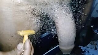 Подчистка волос и мастурбация вергингом