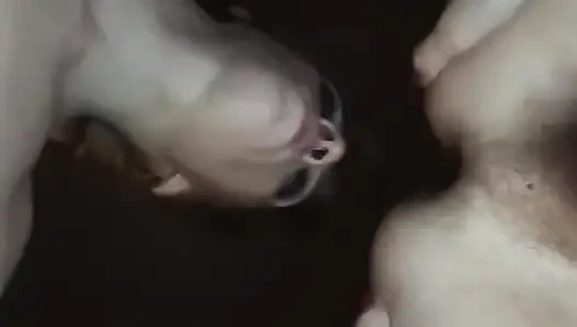 Adamımla yatıyorum