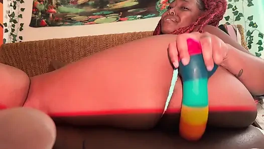 Solo, muschi mit dickem hintern, dildo-masturbation