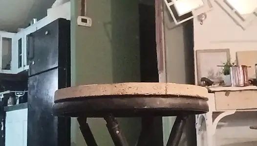 Mastürbasyon yapmak için giyinmiş