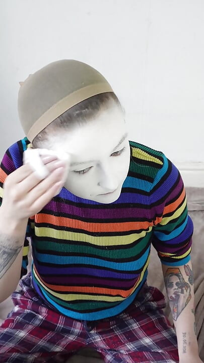 Cuckles Makeup