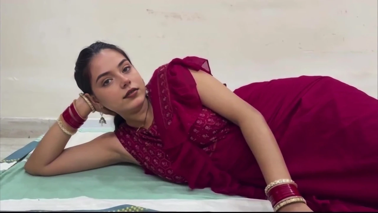 Ghr Ki Party Pe Puncha Ex Boyfriend Kitchen Main Hi Gaand Mari in Hindi XXX