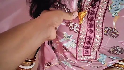 Meine frisch verheiratete vollbusige stiefschwester ist nicht mit ihrem ehemann zufrieden, ich bot meinen schwanz für ihre enge muschi an