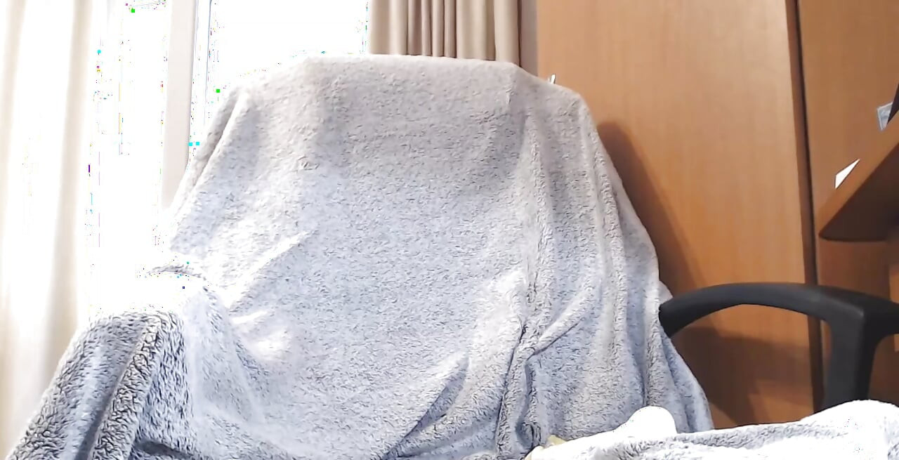 Slem jente som tar på seg selv