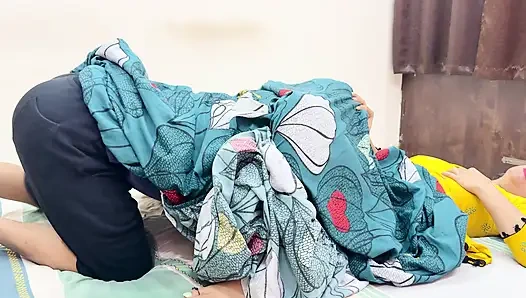 Üvey anne yanlış hapı alıyor ve sonunda ona cinsel artırıcı veriyor