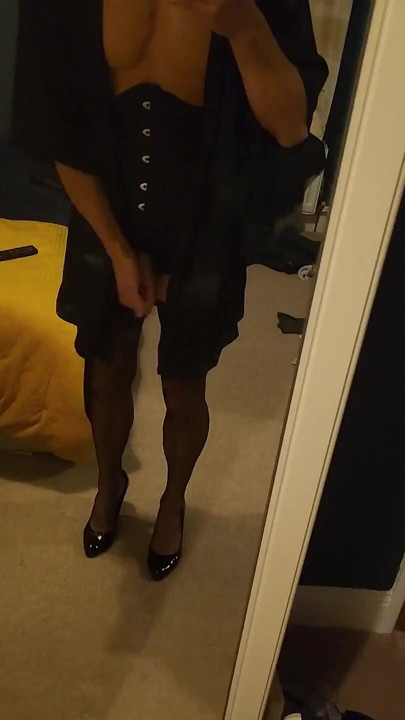 Let's masturbate in my room