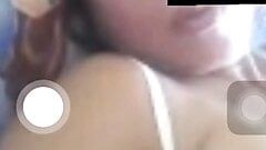 Wanita Filipina menunjukkan pepek dan buah dada video seks panggilan
