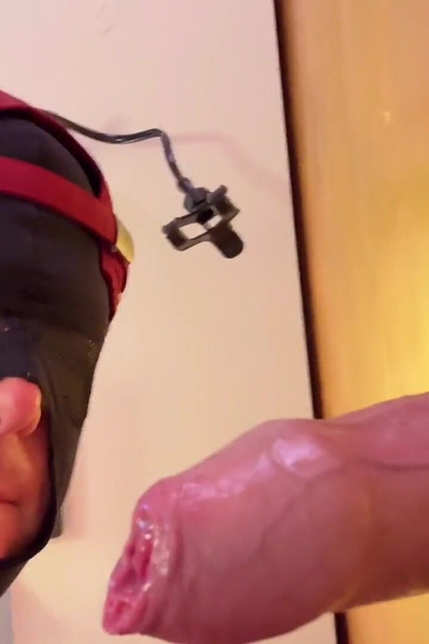 Stranger Cum Coffee: Hot Guy Sprays in - Sucker Drinks Every Drop to Start the Day