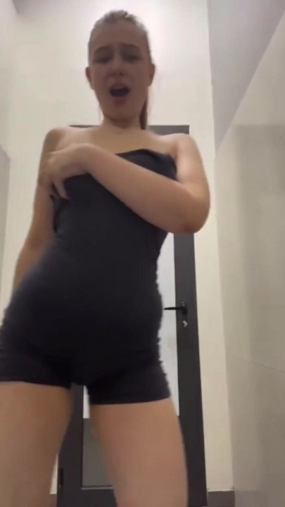 Extreme masturbating in the gym with jucielussie | Clip 2