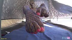 Nylondelux fishnet in camping tent