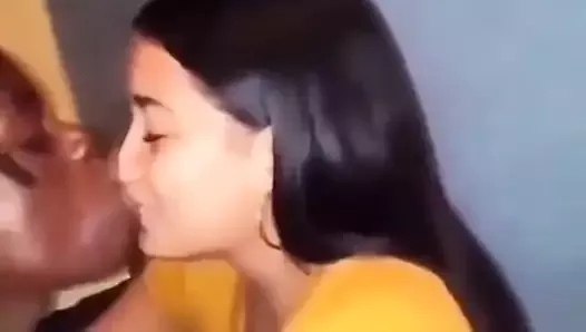 Hot kissing