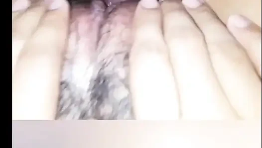 Cewek sange ini minta dientot habis-habisan