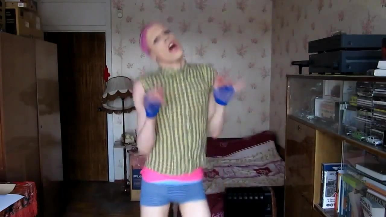 TWINK IS ALWAYS HUNGRY FOR RAW COCK