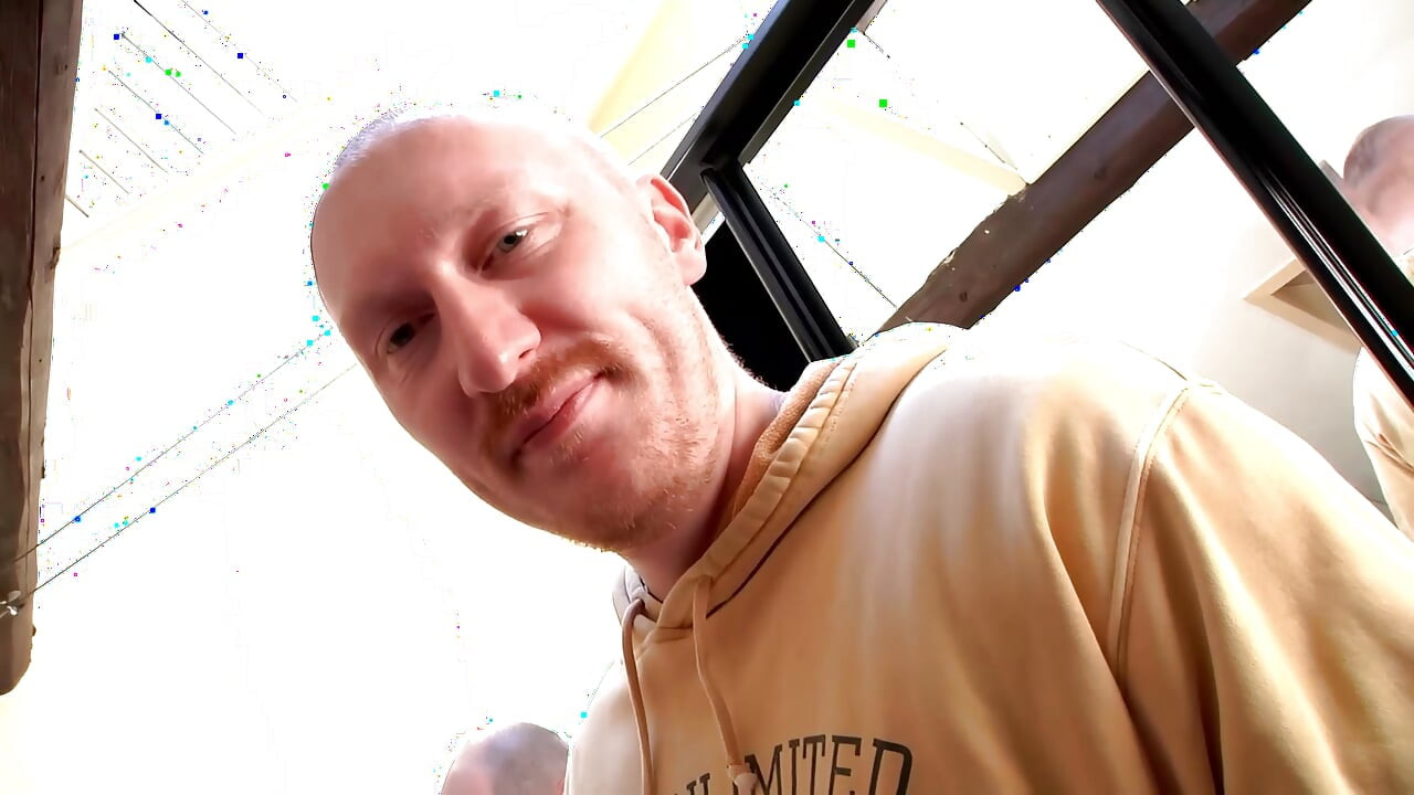 Ukrajinski par ide na kasting i dobija rolnu