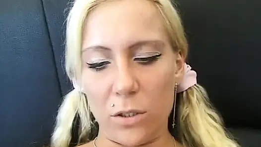 Film vintage remaja jerman yang hot lagi asik fingering dan nyepong kontol