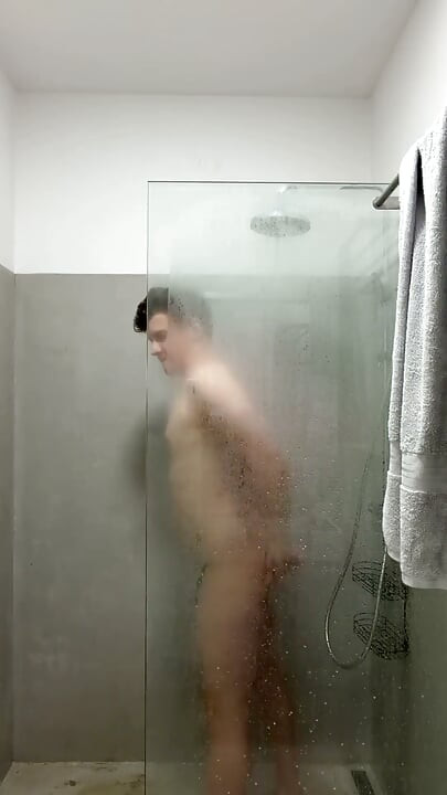Gm with Me in a Shower