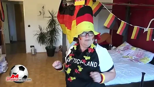 Unforgettable amateur compilation with naturalchris, Elysia18 and SiennaSimon