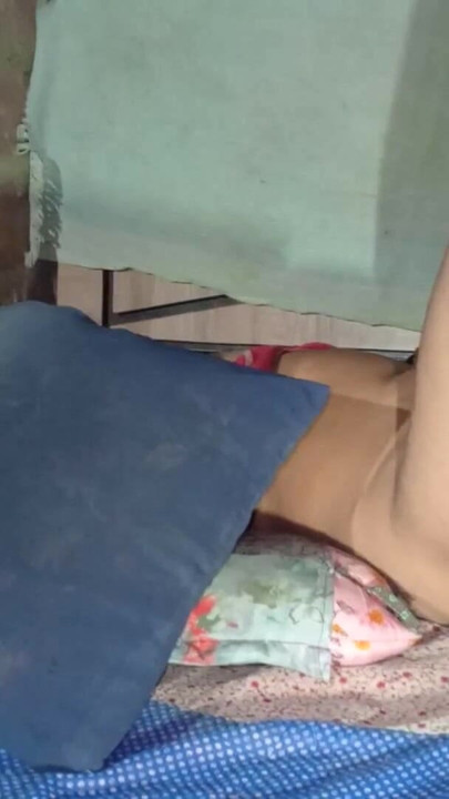 Iconic moment from "Dhire se daliye, virgin hu' - Desi high school girl 18+ talking dirty in hindi and losing her anal"