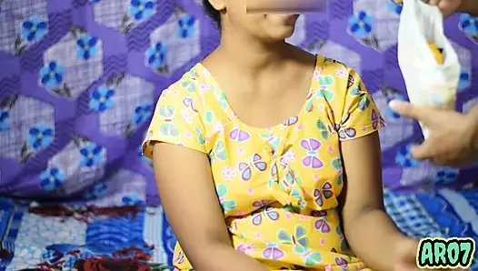 Ankita se fait baiser par son copain