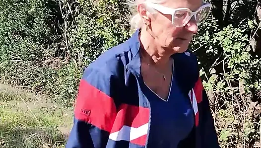 TRAILER - AKU NGENTOT SAMA PENGGEMAR SAAT MENDAKI