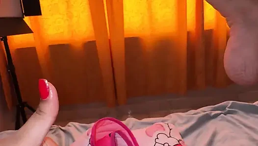 Моя вагина супер мокрая, я хочу, чтобы бойфренд пососала ее