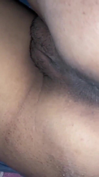 Nezaboravan trenutak iz "Desi sela Bengali bhabi ki gand me sperm giraya"