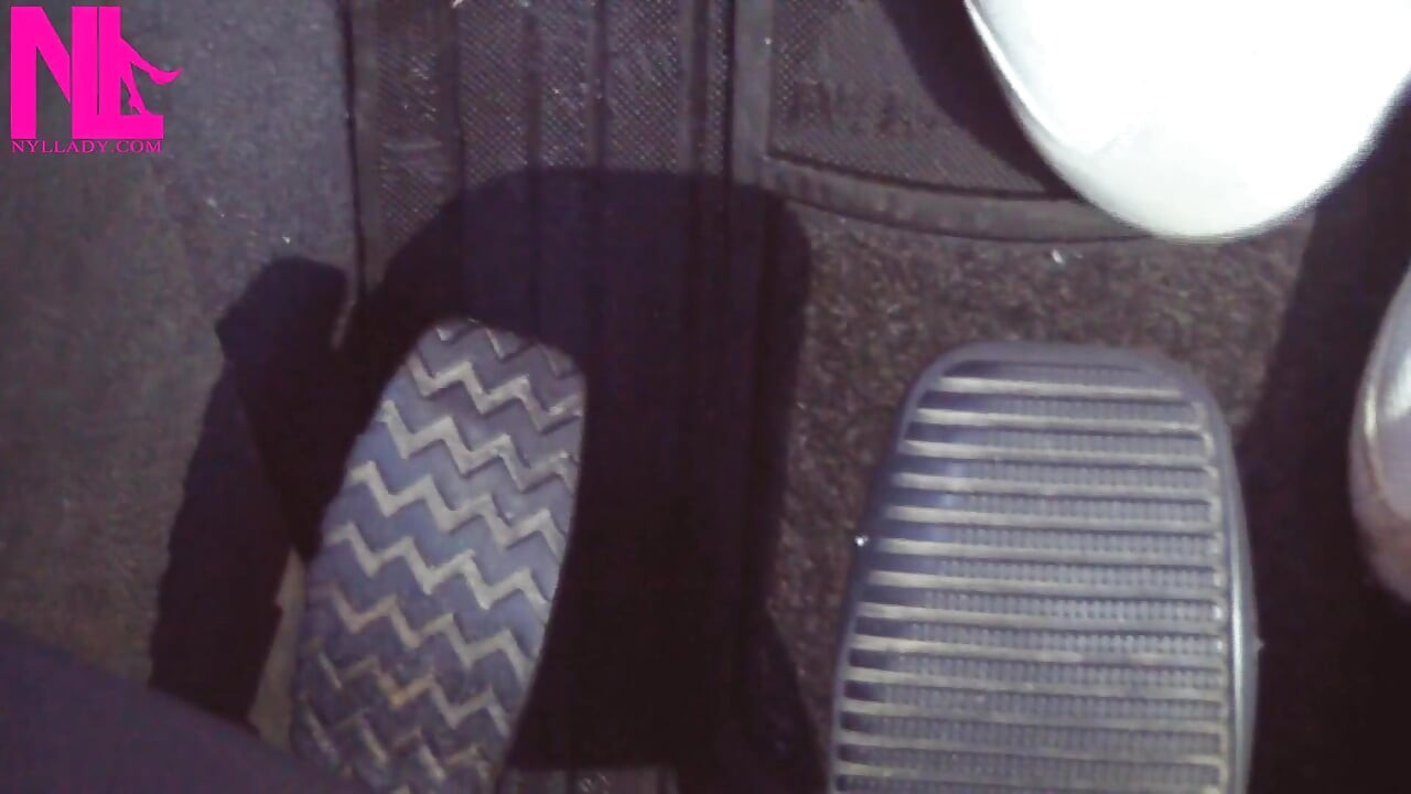 Barefoot Revving in Puma Sneakers