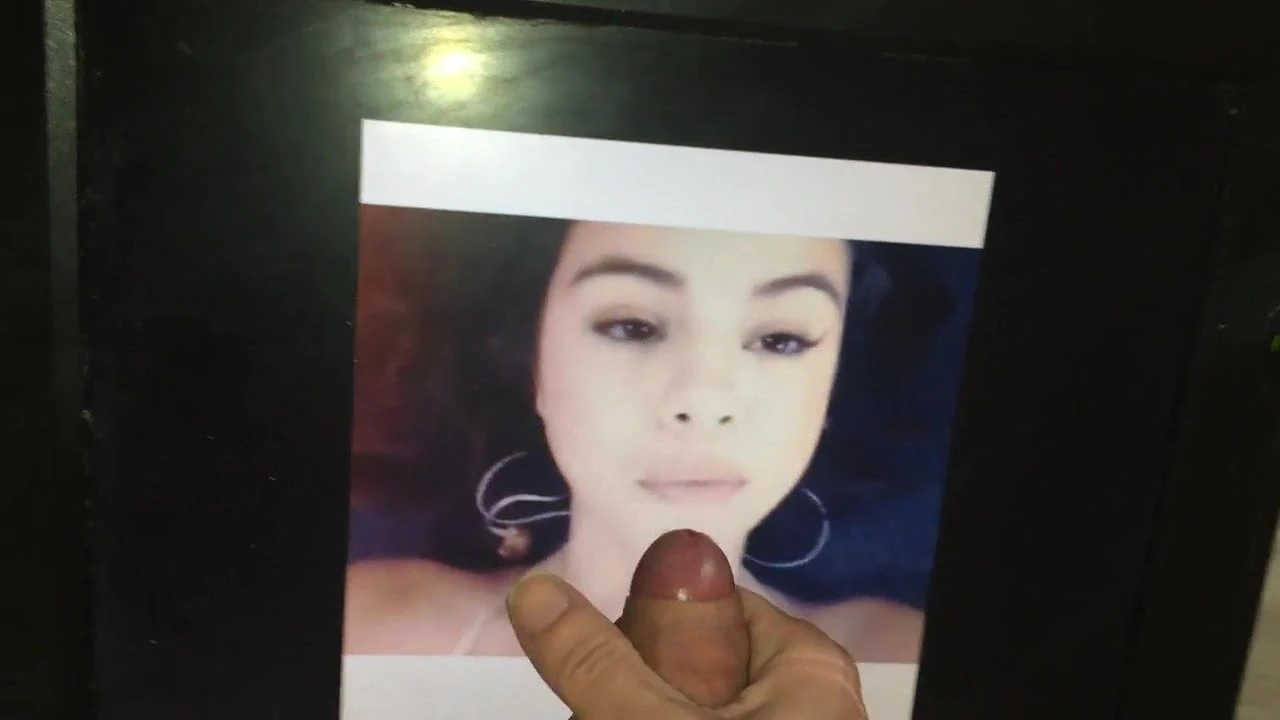 Selena Gomez gif tribute