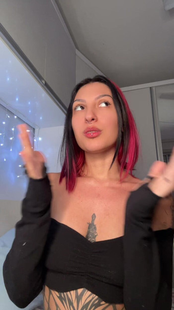 Kad dođeš razgovarati sa mnom, ova latino ljepotica se tako osjeća