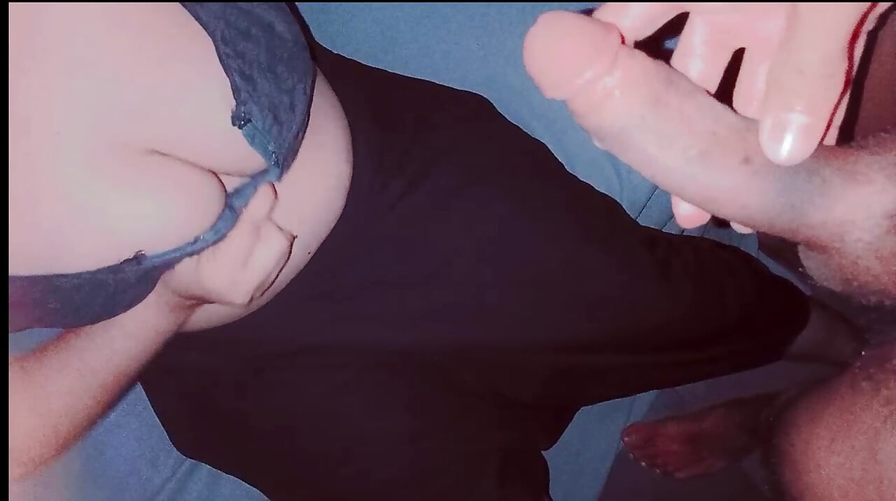 Pani opamiętała się i złapała go pod pretekstem tution i zerżnęła szybko jak pies xxx