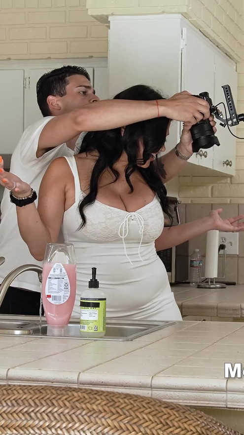 Bts Mona Azar the Huge Tit Stepmom