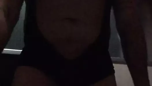 Hornybotom