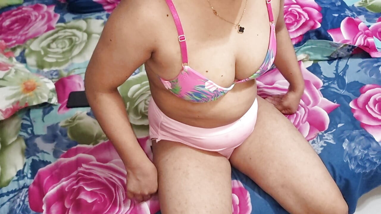 Bangla hlas nové video. Nové sexuální video desi manžela manželky