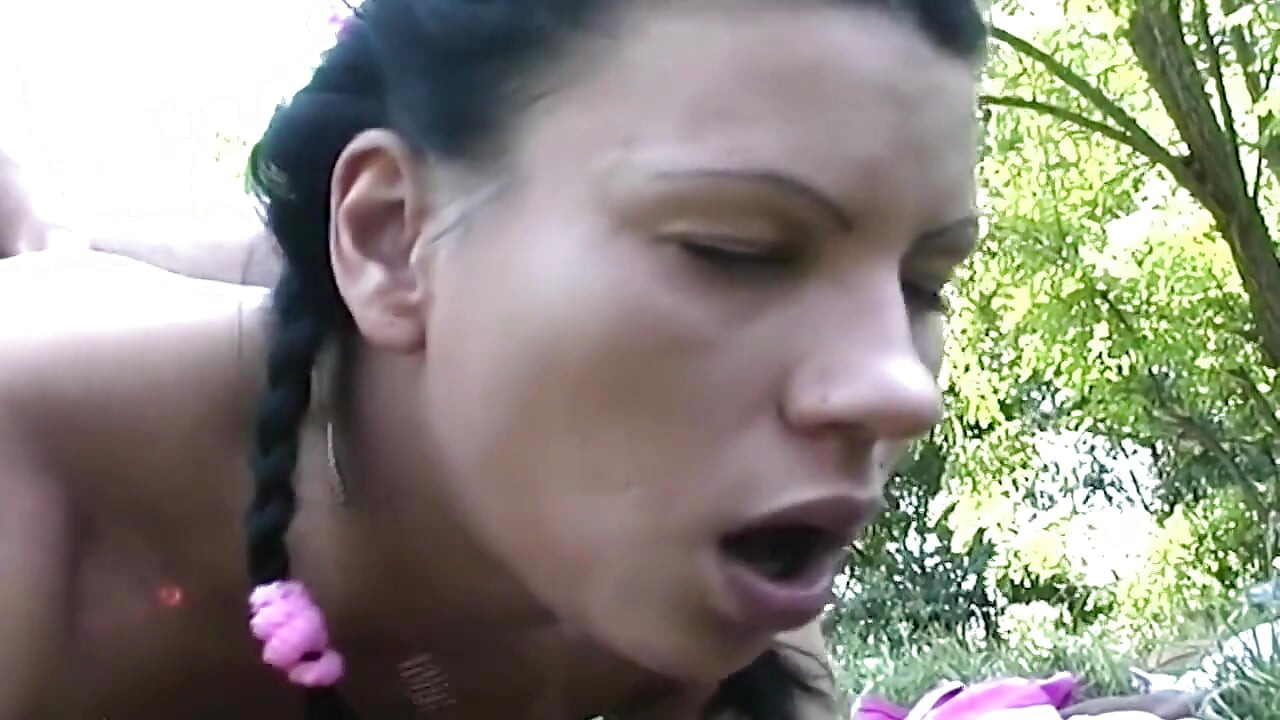 Wild Cornfield Outdoor Fuck Frenzy