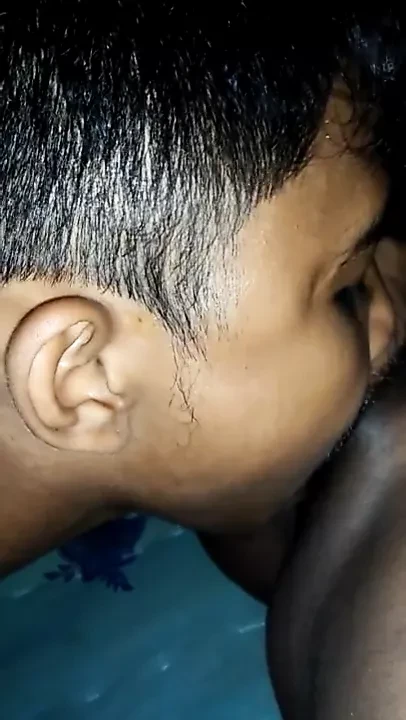 Desi Sri Lankan Girlfriend's Pussy Licking