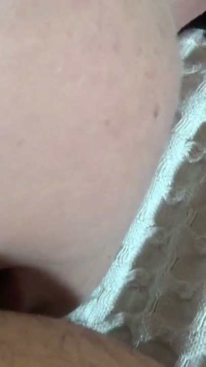 Seksi Milf Öğretmen Kıllı Göt Yemeyi ve Emmeyi Seviyor | Clip 1